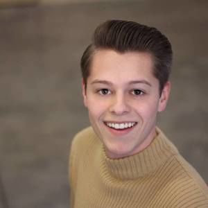 Meet your Posher, Collin